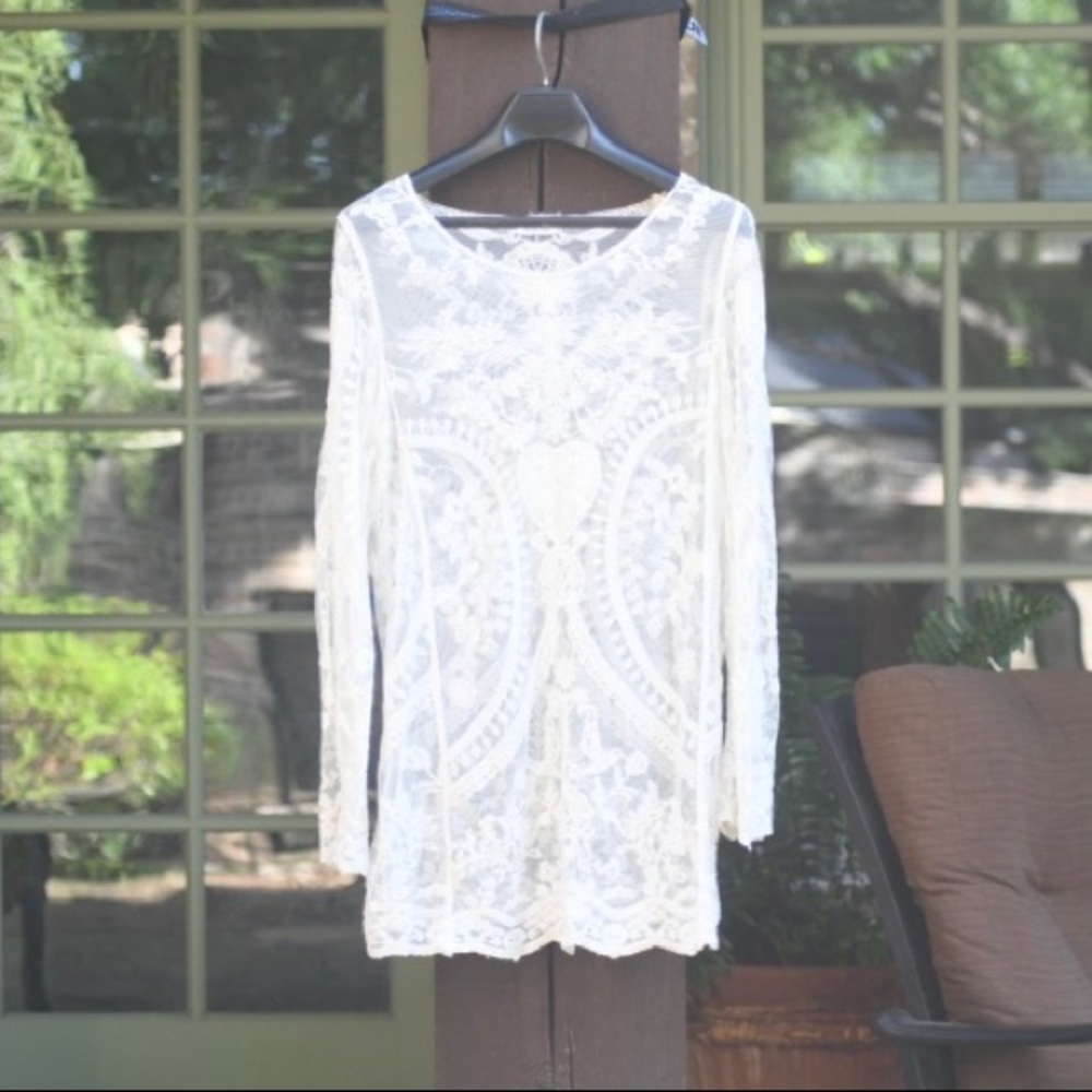 White Long Sleeve Lace Dress